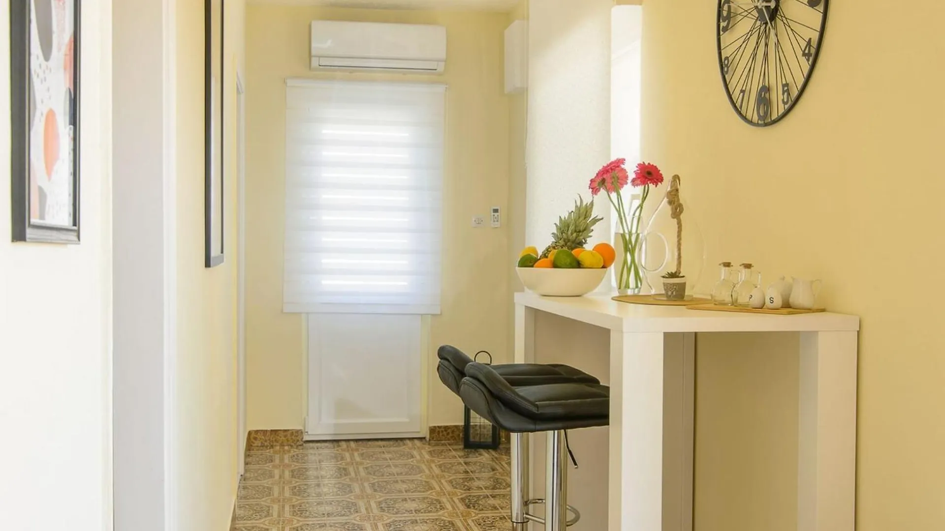 Modern Apartment Near Trogir Beach With Sea View Terrace And Lounge Area - Two Bedroom Apartment Kroatien